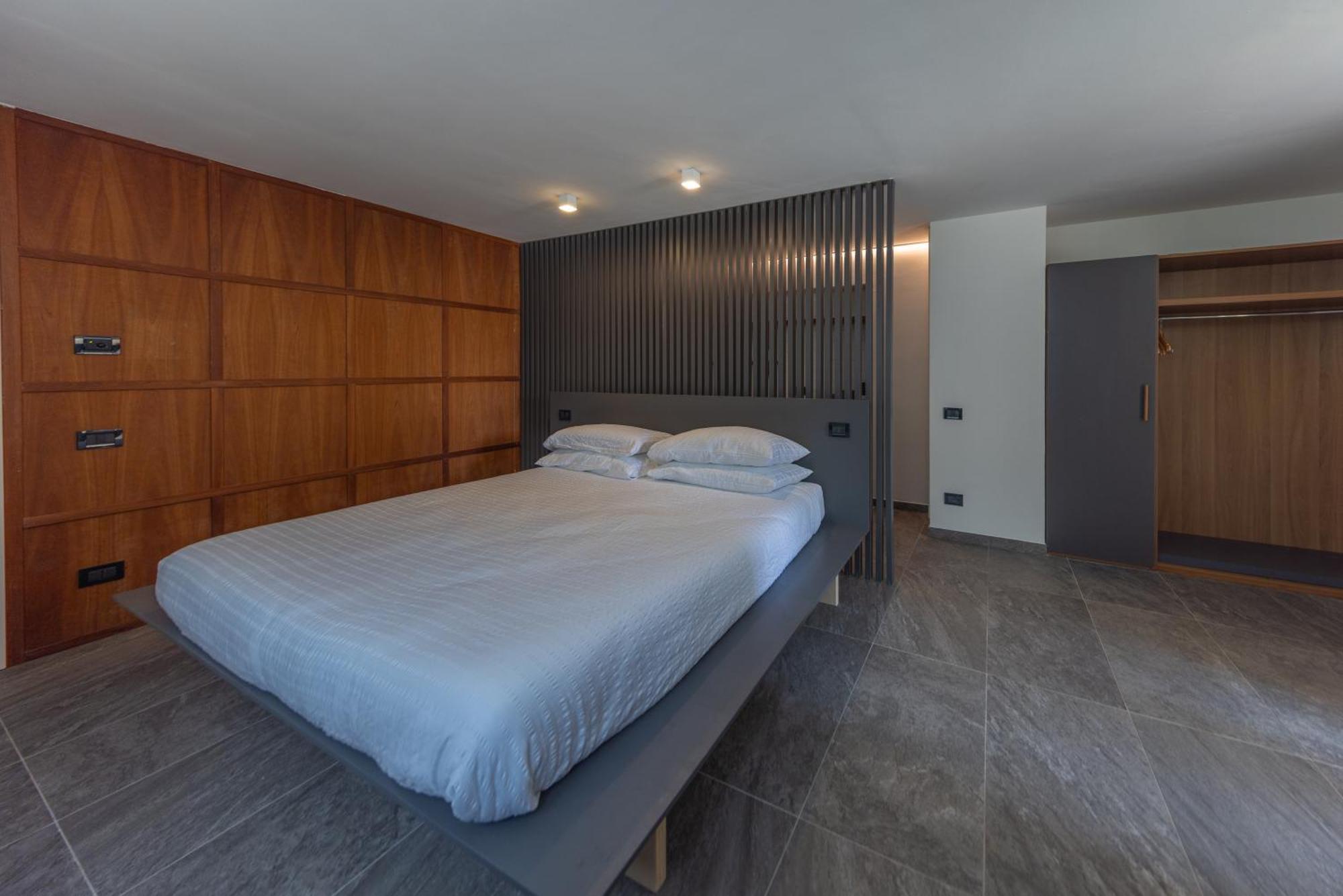 La Barchessa Loft & Rooms - Free Parking 特伦托 外观 照片